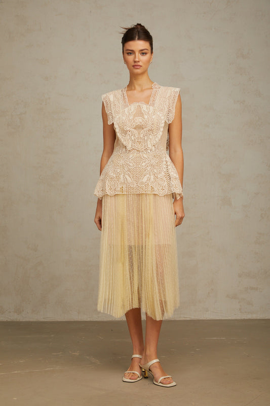 Amelier Rochas Céleste Floral Lace Panelling Tulle Midi Dress in Neutral