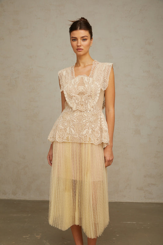 Amelier Rochas Céleste Floral Lace Panelling Tulle Midi Dress in Neutral